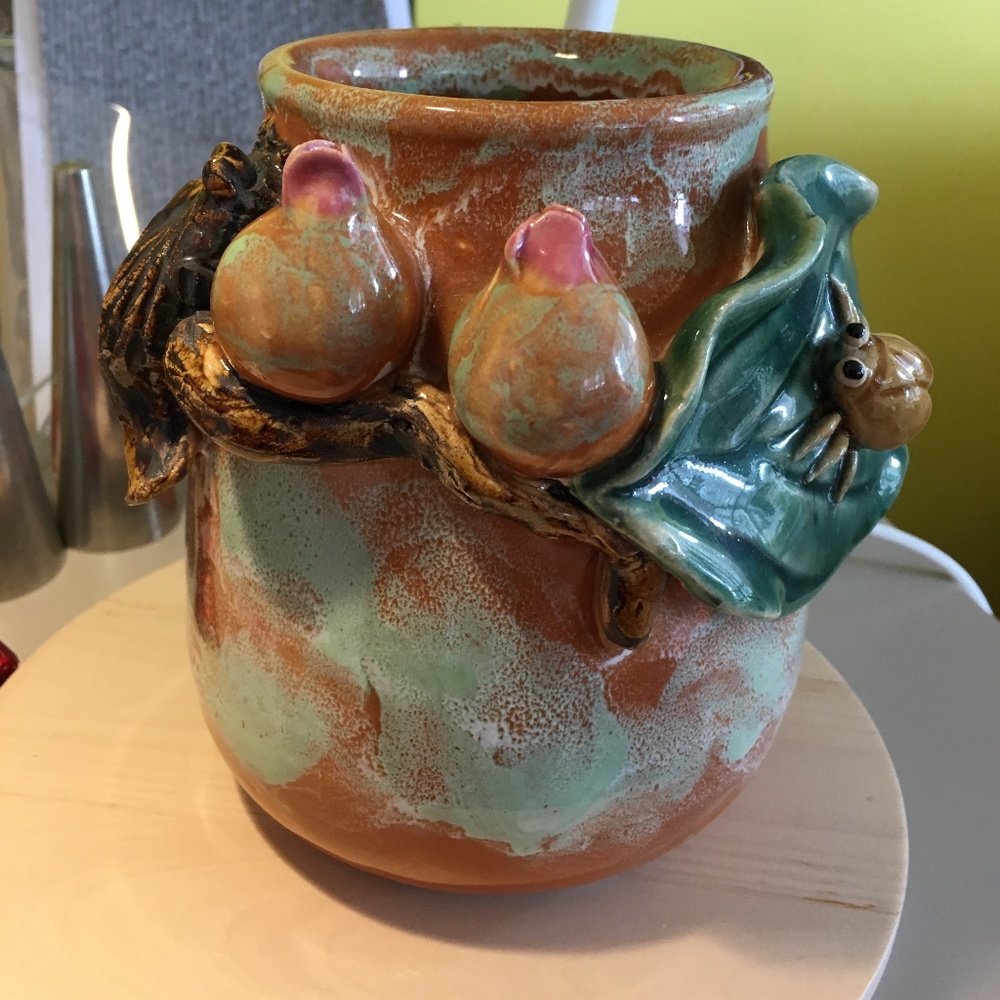 'Naive' style Pottery